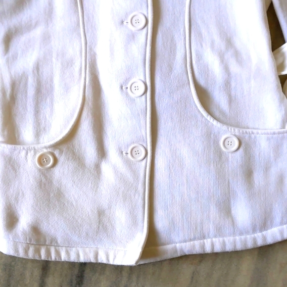 NWT. Express Woman High neck thick fleece coat w/two front deep pockets & belt. - Picture 4 of 5